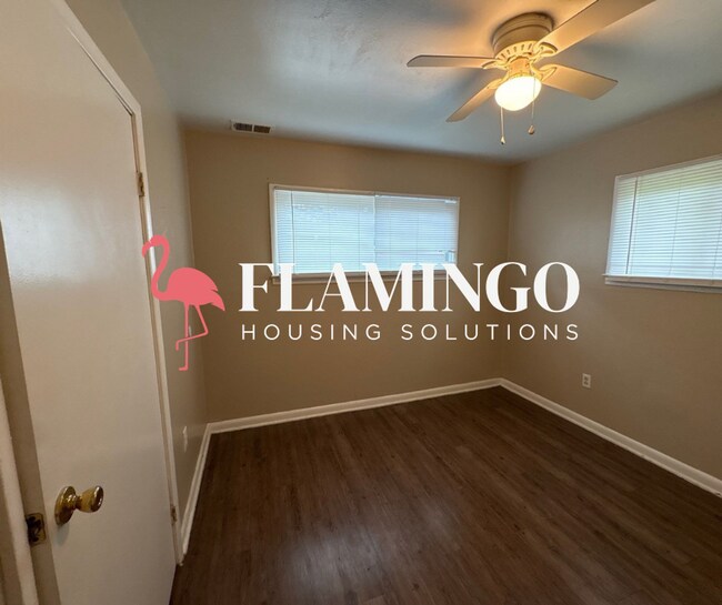 Building Photo - 4665 Owens Dr