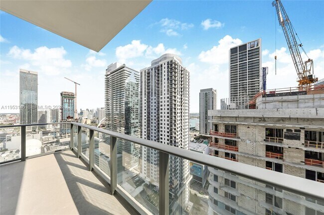 Building Photo - 11 NE 6th St