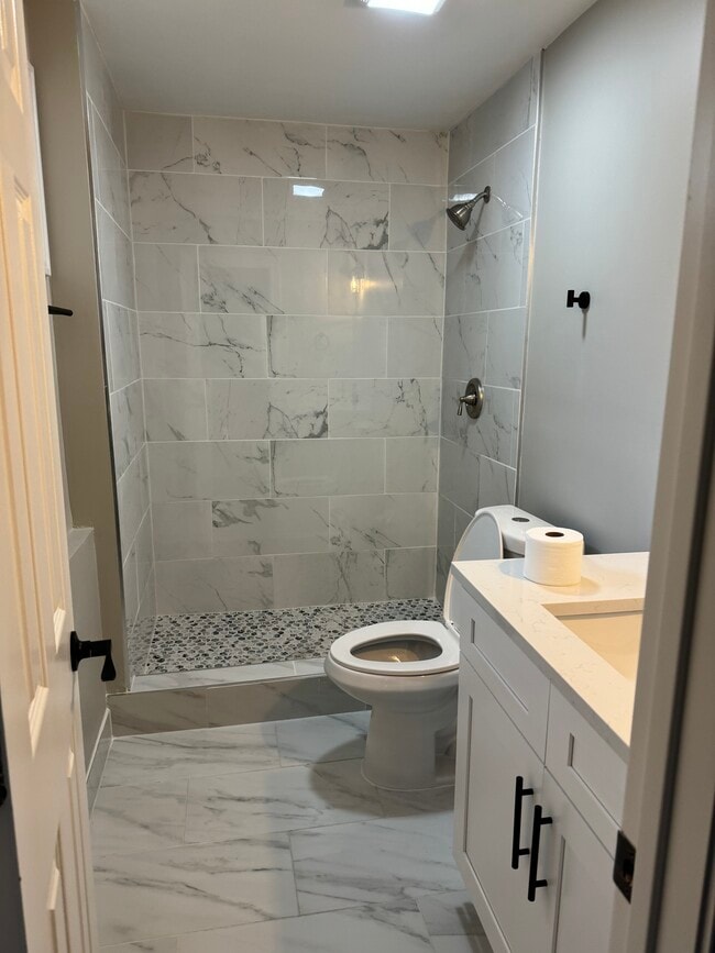 Building Photo - 1407 Jefferson St