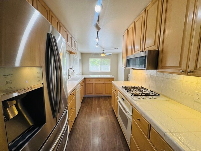 Building Photo - Nice Two-Story with Attached Two-Car Garage and Inside Laundry with View Overlooking Diablo Hills...