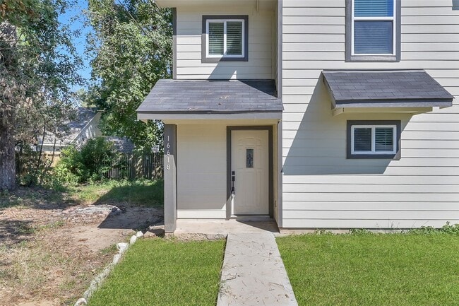 Building Photo - 16618 E Dounreay St