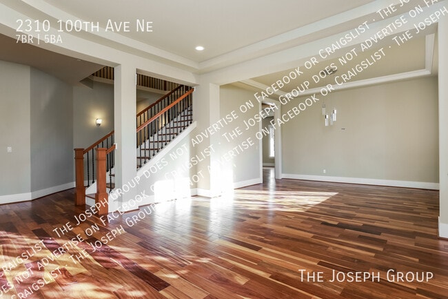 Building Photo - 2310 100th Ave NE