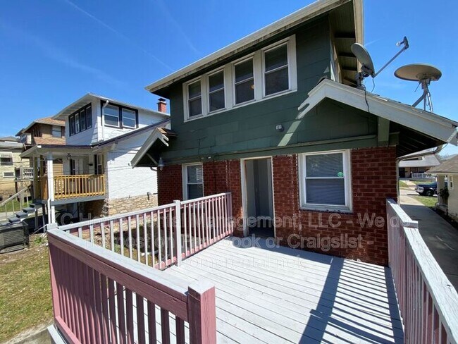 Building Photo - 4144 College Ave