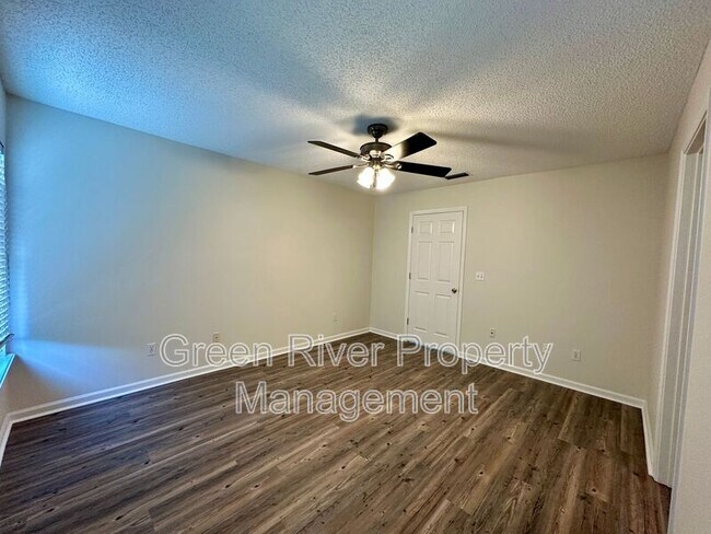Building Photo - 412 La Reserve Cir