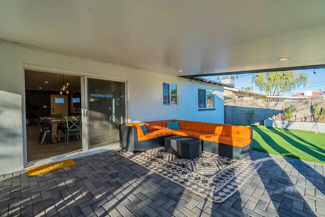 Building Photo - 7535 E Princeton Ave