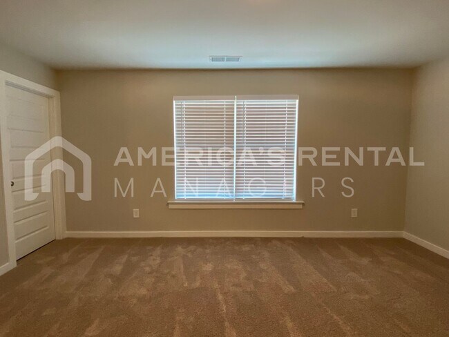 Building Photo - 1540 Brookhaven Dr