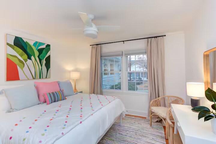 Building Photo - 107 S Wyrick St