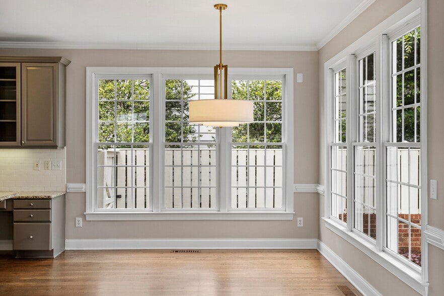 Building Photo - 507 Highgrove Dr