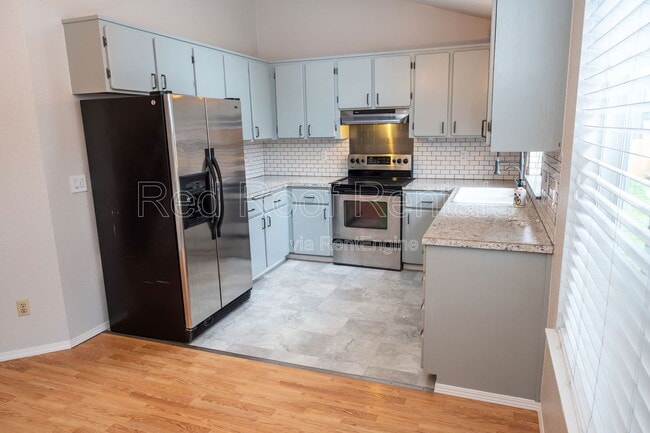 Building Photo - 916 197th St Ct E