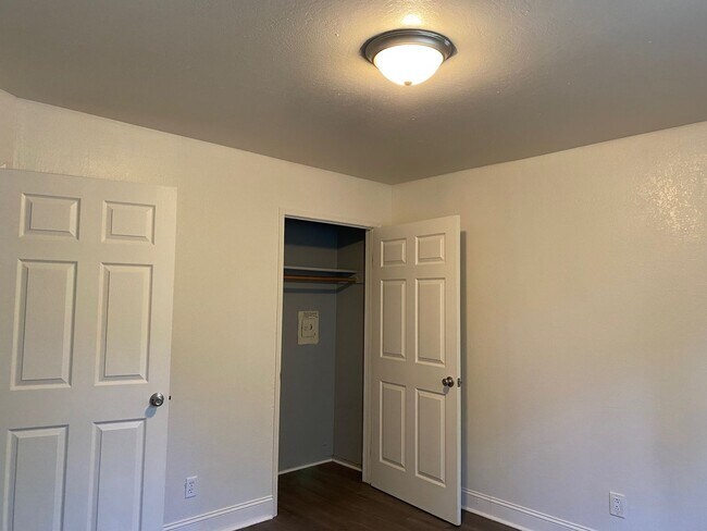 Building Photo - 25873 Huntwood Ave