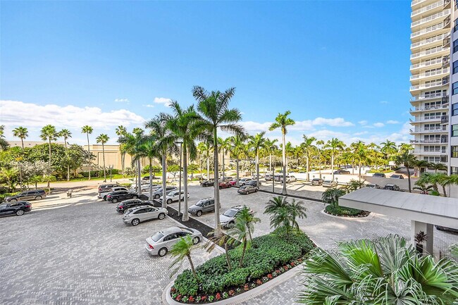 Building Photo - 3800 Galt Ocean Dr