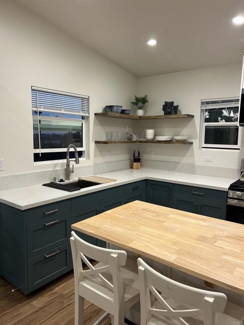 Building Photo - 337 S Barnwell St