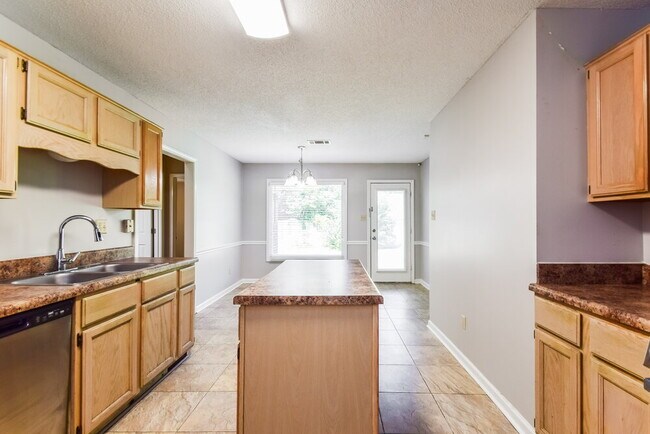 Building Photo - 2659 Country Downs Ln