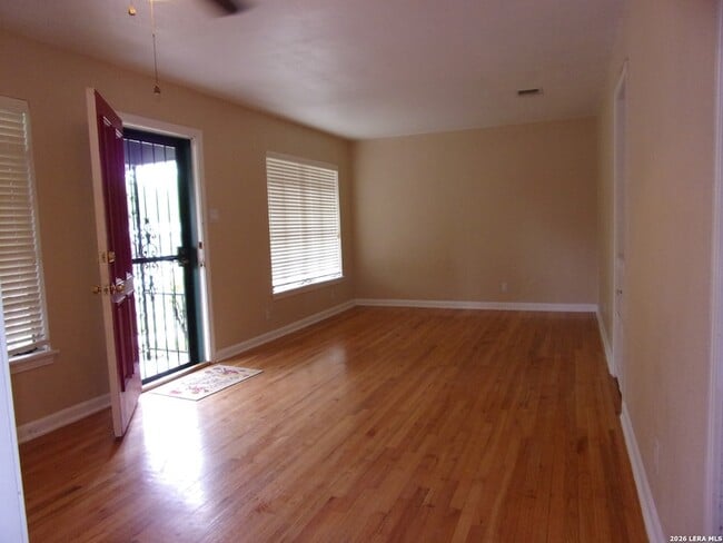 Building Photo - 215 Danville