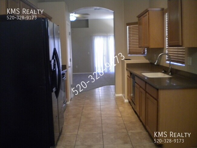Building Photo - 2 Bed/2 Bath Town Home - OWNER/AGENT