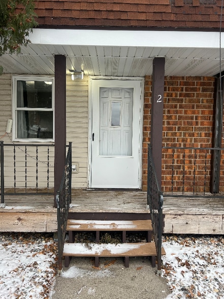 Primary Photo - 1512 1st St E