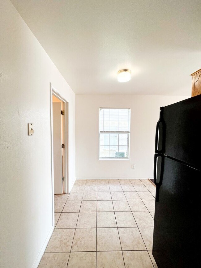 Building Photo - 4207 July Dr