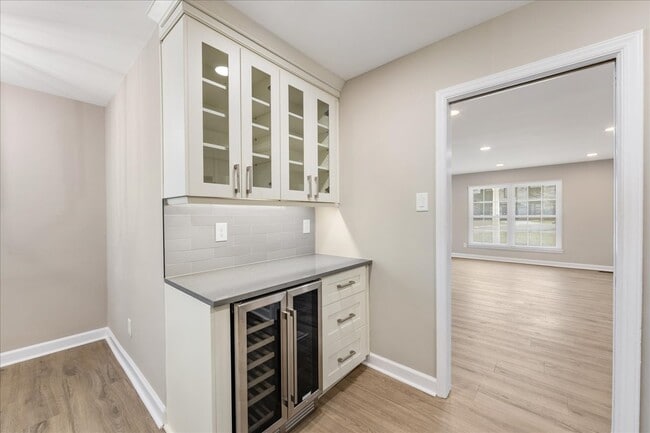 Building Photo - 4700 Walden Ct