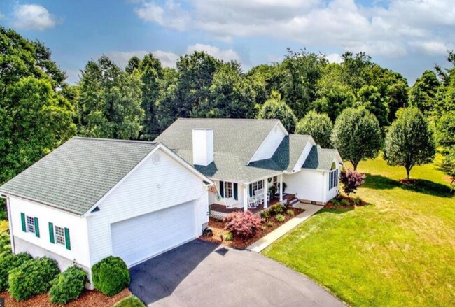 Building Photo - 315 Olivette Rd