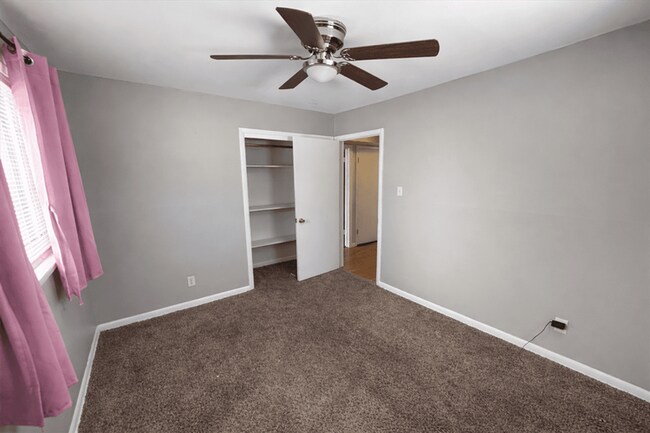 Building Photo - 1593 Shady Lane Rd