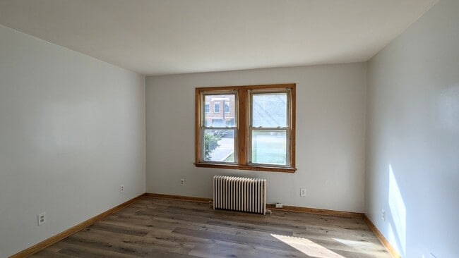 Building Photo - 607 Walnut St