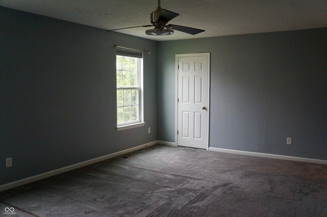 Building Photo - 3177 Underwood Dr