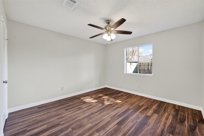 Building Photo - 18115 Poppy Trails St