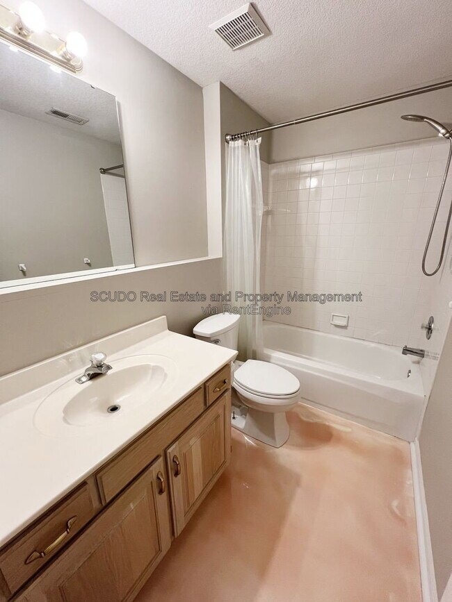 Building Photo - 11453 Cody St
