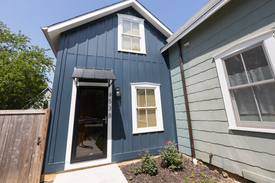 front door - 953 Dennison Ave