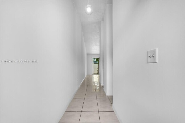 Building Photo - 6713 NW 188th Terrace
