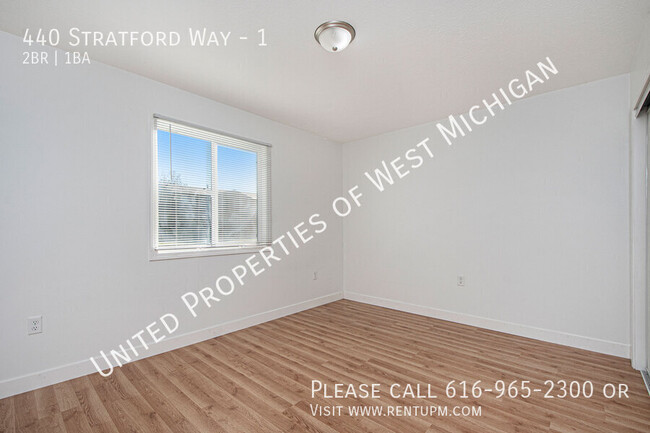 Building Photo - Available Now | 2 Bedroom 1 Bath Apartment...