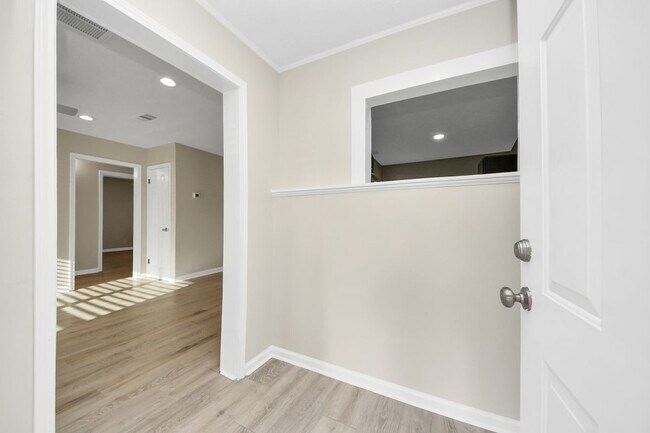 Building Photo - 2919 Elser St