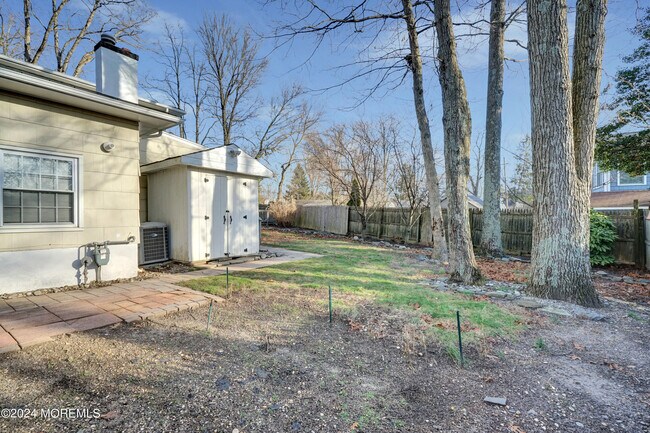 Building Photo - 22 Brookside Ct