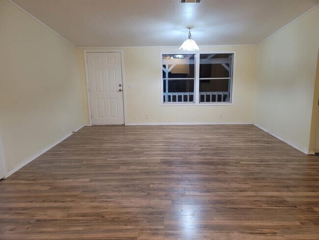 Building Photo - 8922 Witter Ln