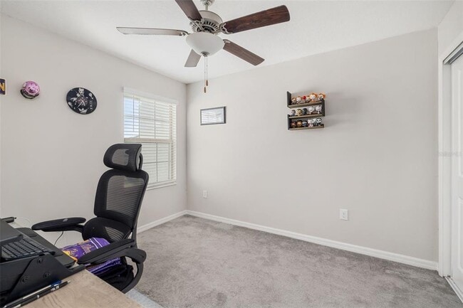 Building Photo - 621 Royal Empress Dr