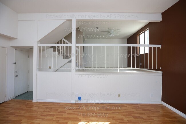 Building Photo - 2000 W Palmyra Ave