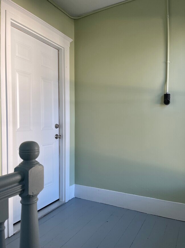 Unit2 Back Entrance doorway - 101 Walnut St