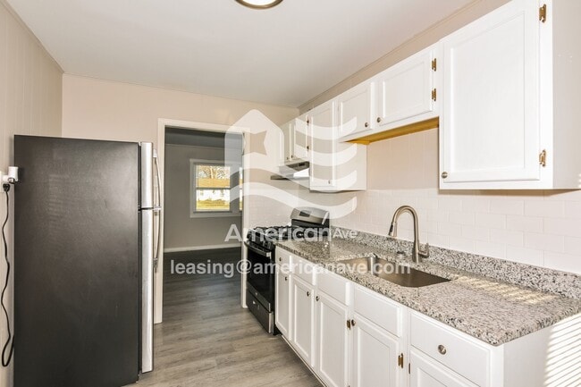 Building Photo - 8620 Graham Ln