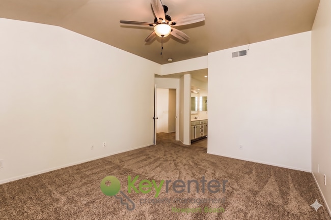 Building Photo - Beautiful Mission Viejo Townhome - Highland Park Community