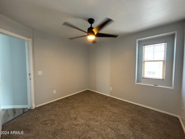 Building Photo - 9205 W Cordes Rd