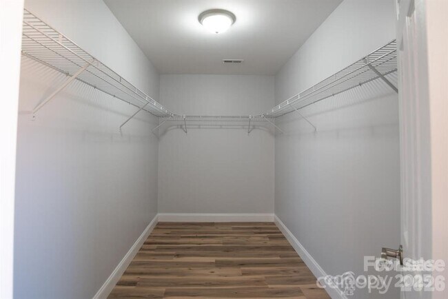 Building Photo - 275 Quinn Hill Ln