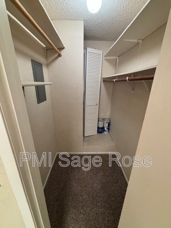 Building Photo - 3192 Bristle Branch Dr