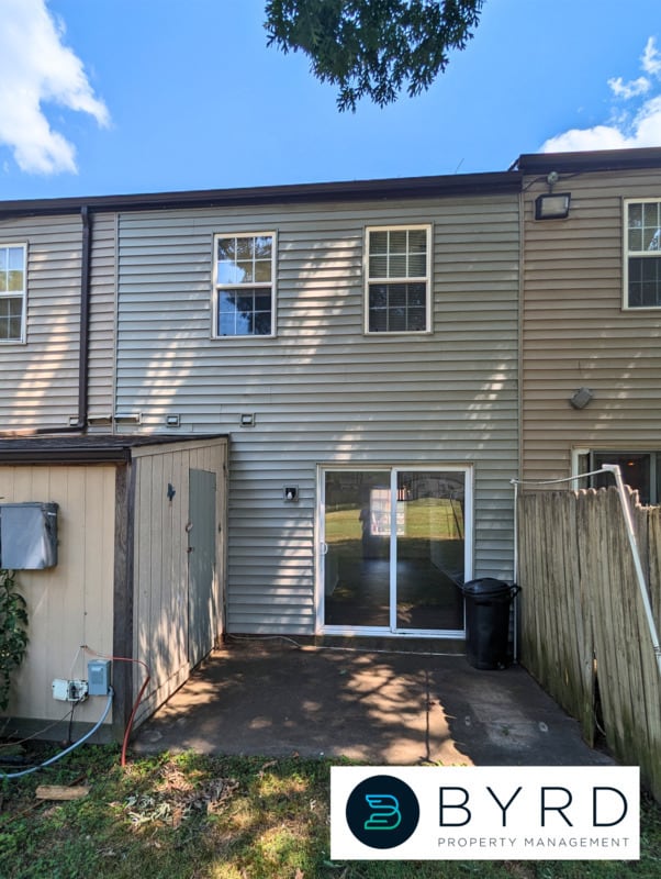Building Photo - 1506 Stowmarket Ct