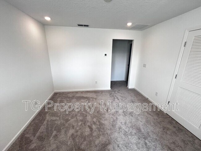 Building Photo - 6226 Mare Ave