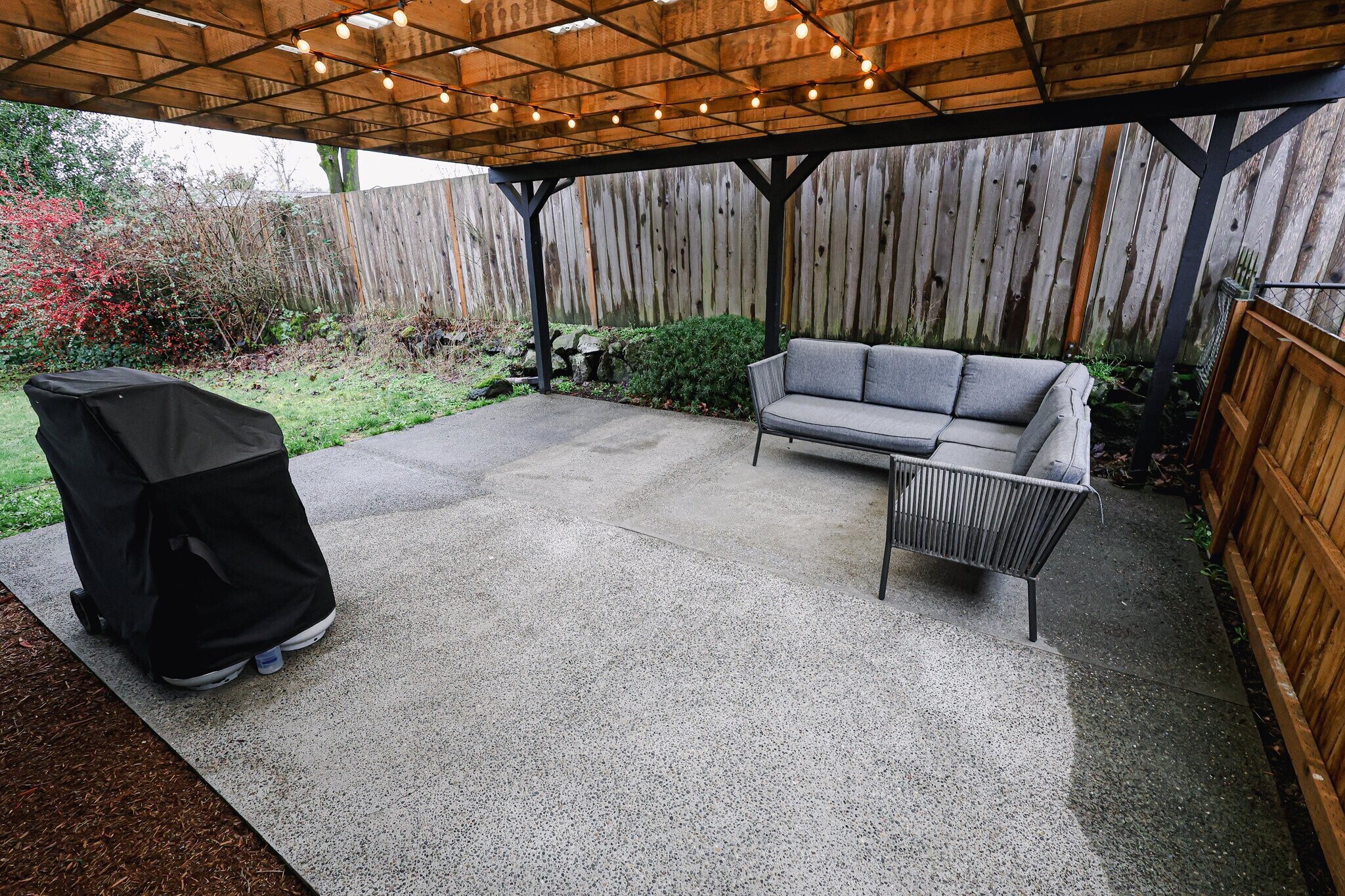 Building Photo - 18912 46th Ave S