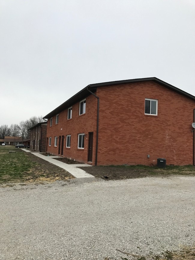 Building Photo - 304 Biggs Dr