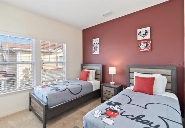 Building Photo - 3207 Gold Ln