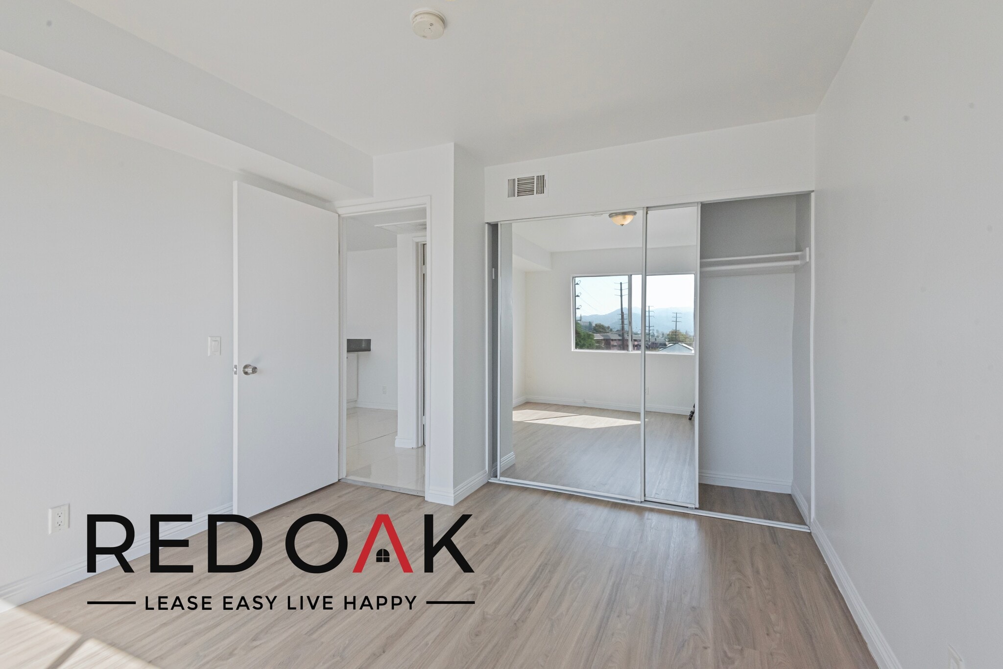 Building Photo - 3540 Fletcher Dr