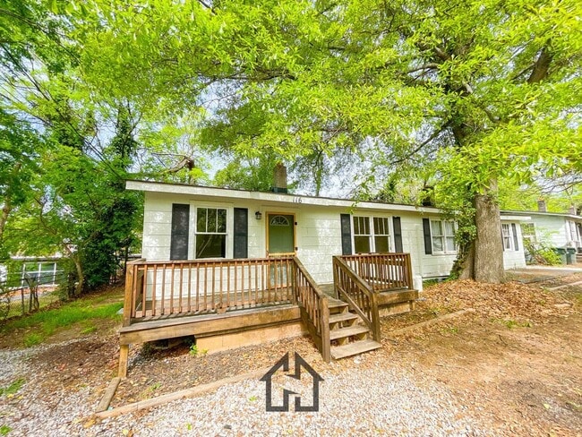 Primary Photo - 110-116 Dobbs St - Unit 116