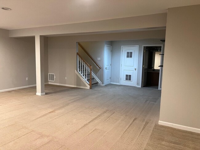 Building Photo - 13 Arden Ct